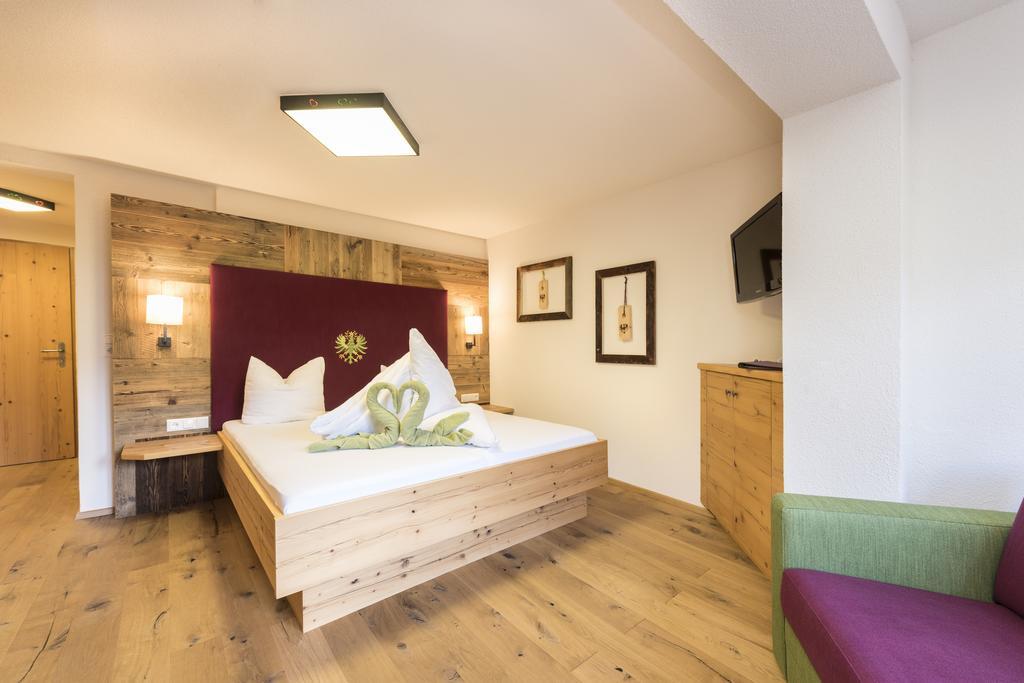 Lifestylepanoramahotel Erika Superior Neustift im Stubaital Cameră foto